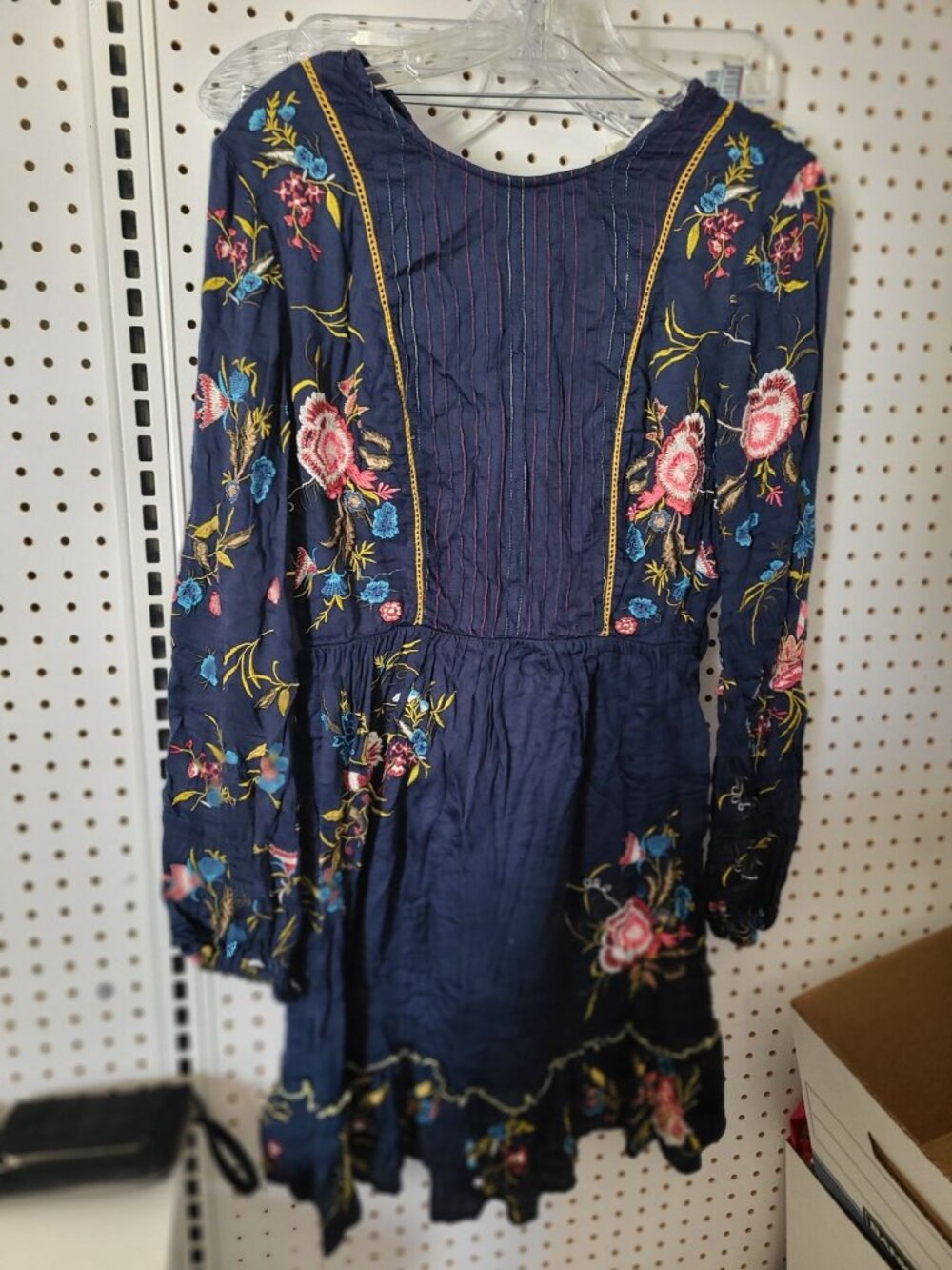 Embroidered Boho-Style Navy Blue Long-Sleeve Dress With Floral Design Elastic Cu